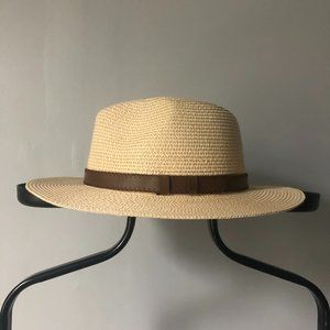 Women's Wide Brim Straw Hat